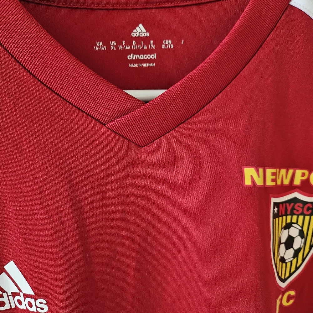Adidas - Picture 3 of 3